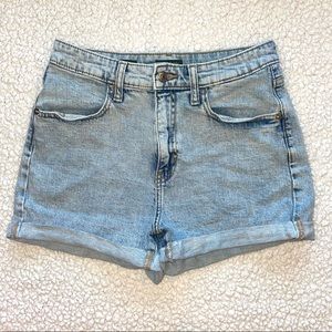 ✅3/$15 Wild Fable Highest Rise Cuffed Denim Shorts Light wash Size 4